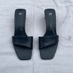 Asymmetric Kitten Heel Sandals